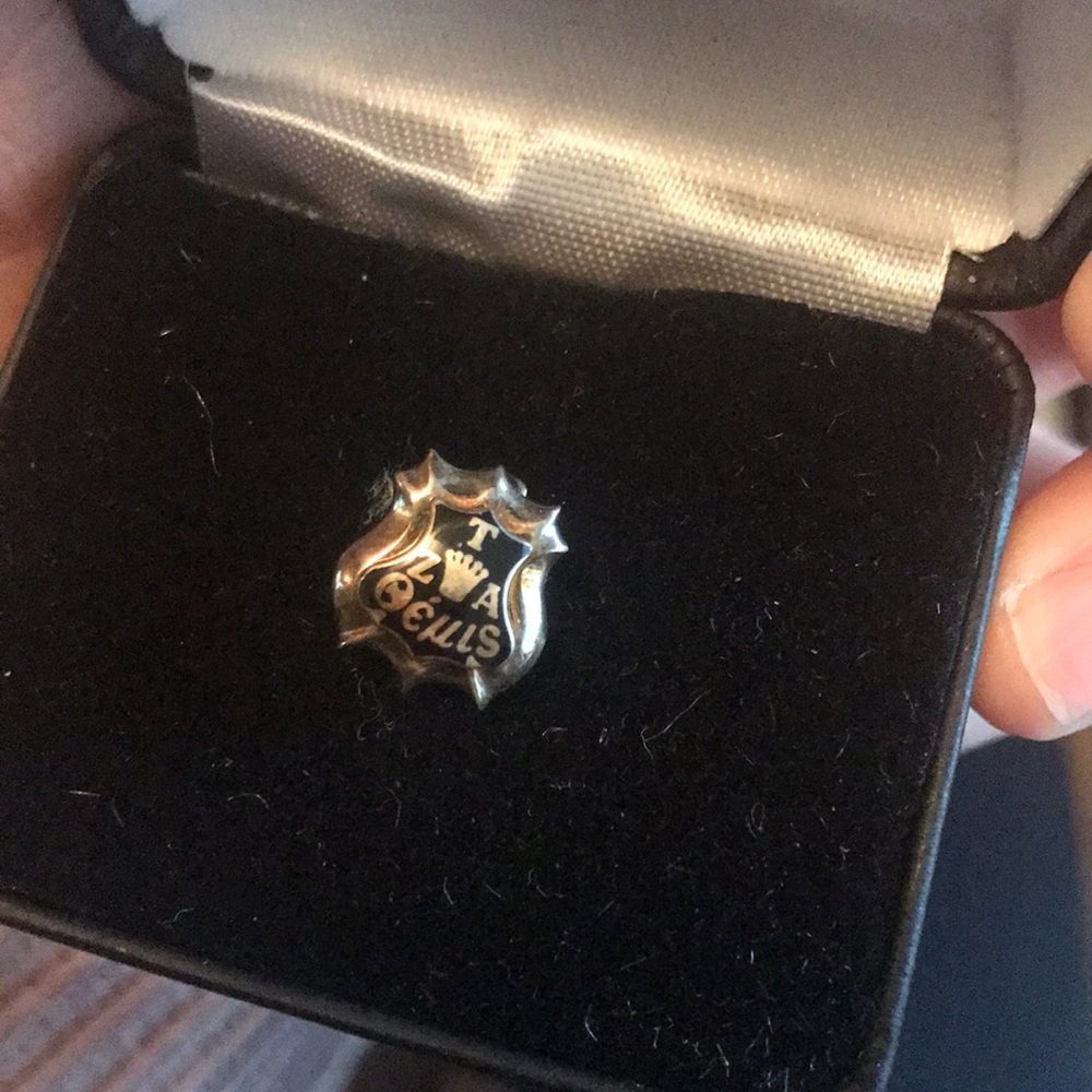 ZTA pin